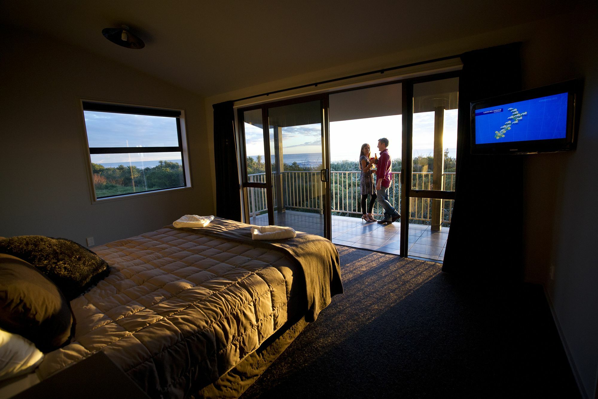 Greymouth Seaside Top 10 Holiday Park Exteriör bild